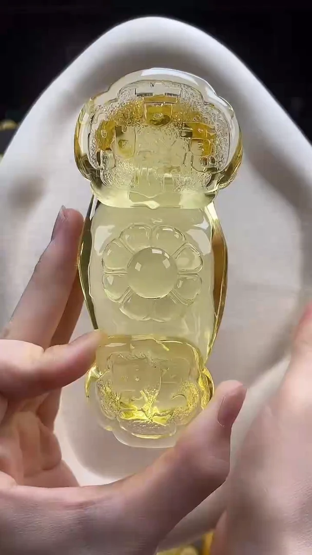 琥珀颈饰未镶嵌吊坠