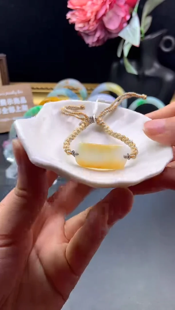 未镶嵌挂件翡翠手牌