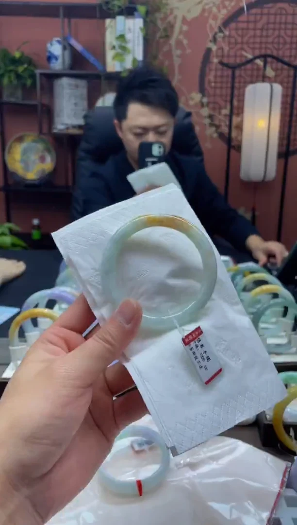 未镶嵌手镯翡翠00002369