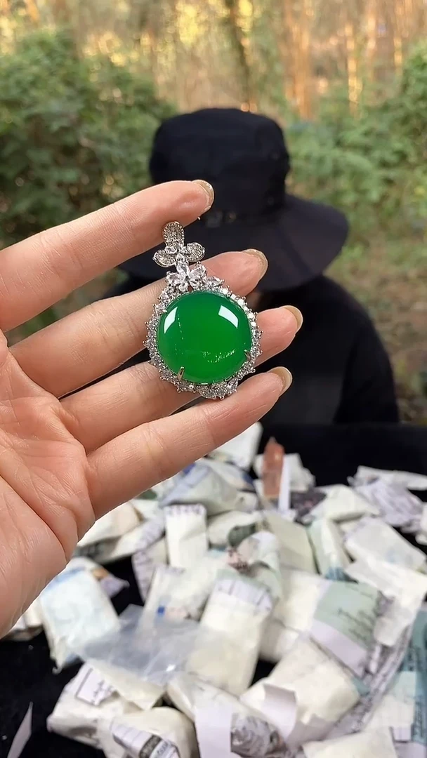 满色吊坠 所见即所得！！