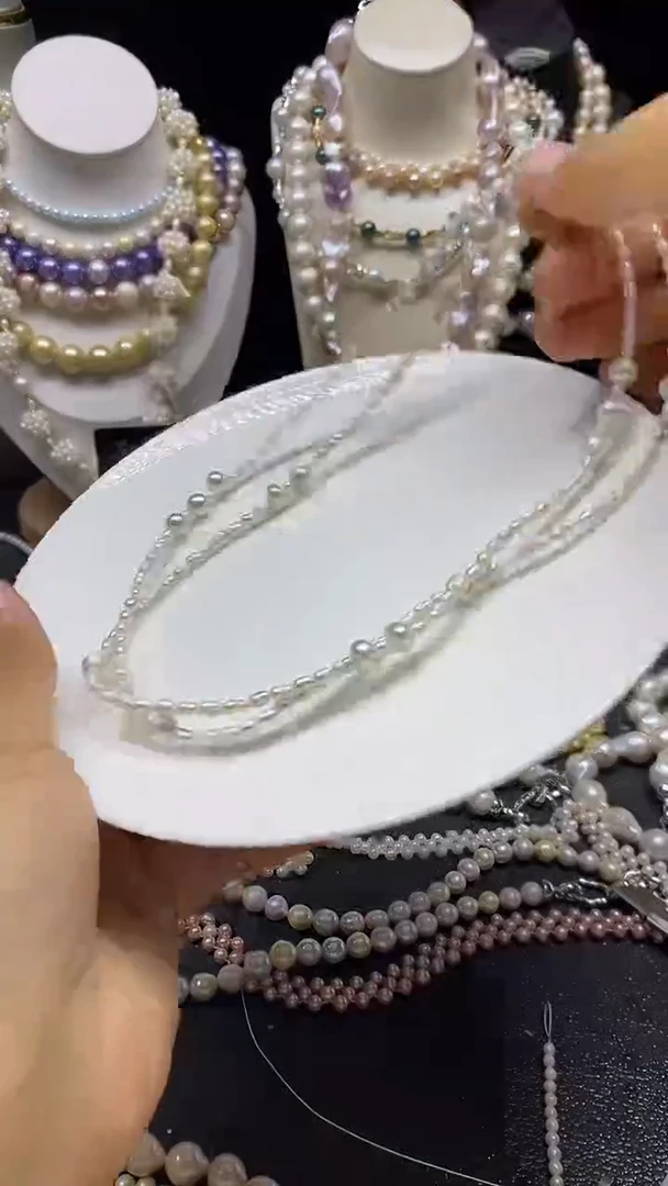颈饰未镶嵌淡水珍珠多人