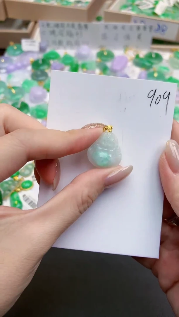 颈饰未镶嵌翡翠天然缅甸A货翡翠