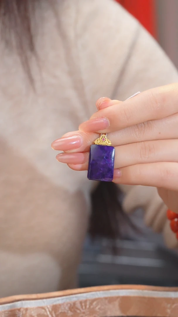 【闪购商品】苏纪石（舒俱来）吊坠不含链18K金镶嵌多样性发@@E8399