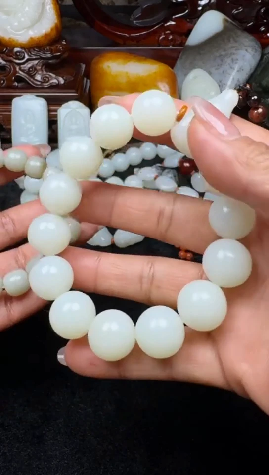 未镶嵌手链和田玉手串