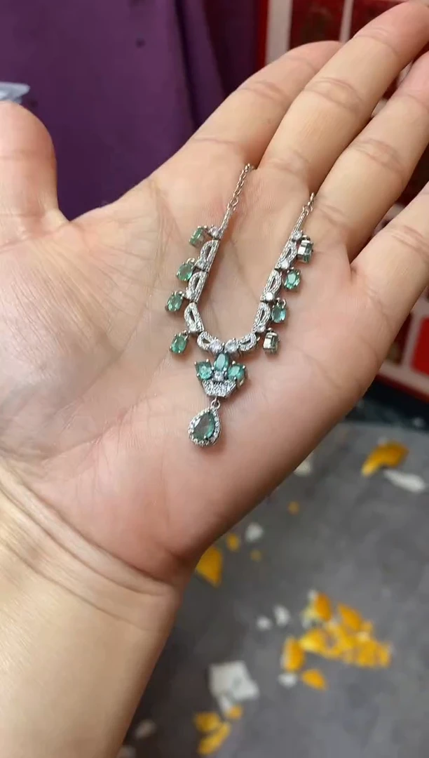 颈饰银S925镶嵌祖母绿祖母绿项链