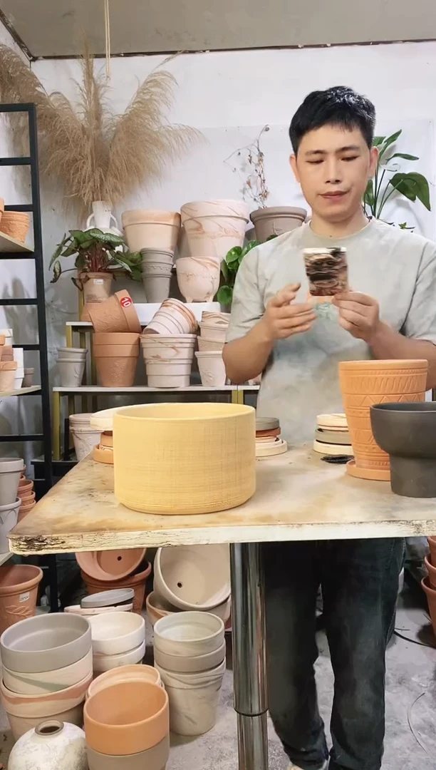 19*12红陶直筒布纹 1盆无托