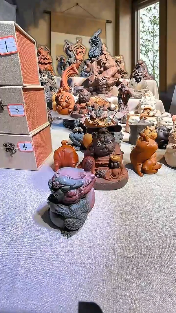 泥塑朱*力紫砂茶宠双色龙抱珠