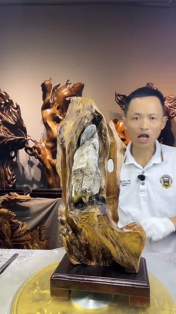 蓝****石小叶桢楠随行摆件33