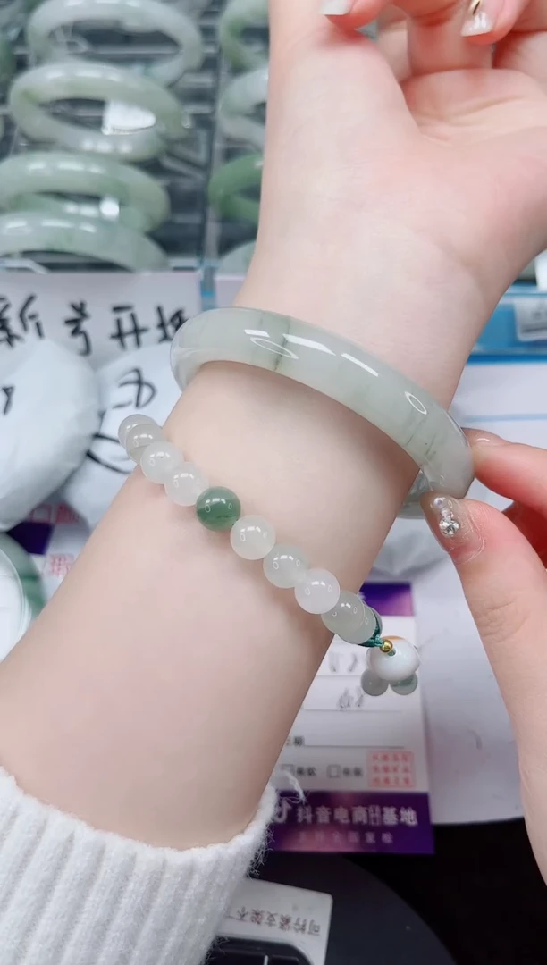 未镶嵌手镯石英质玉50-55/56