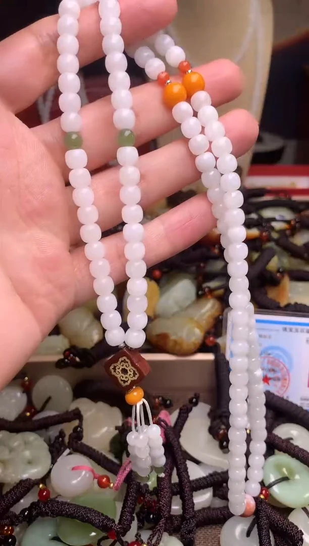 颈饰未镶嵌和田玉新疆料青海料清水和田玉吊坠