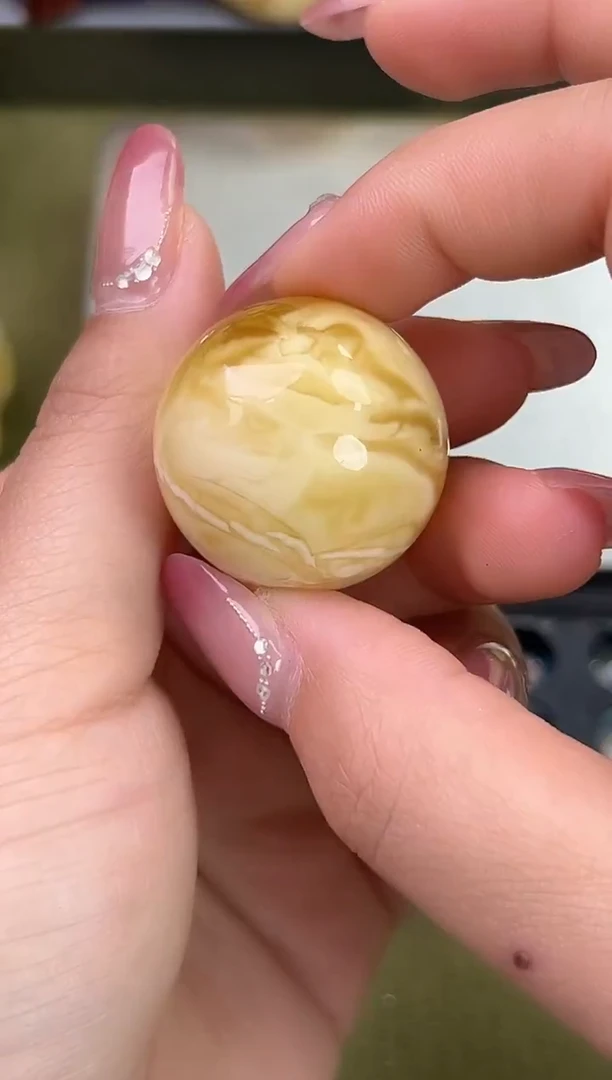 裸石琥珀未镶嵌天然琥珀蜜蜡圆珠
