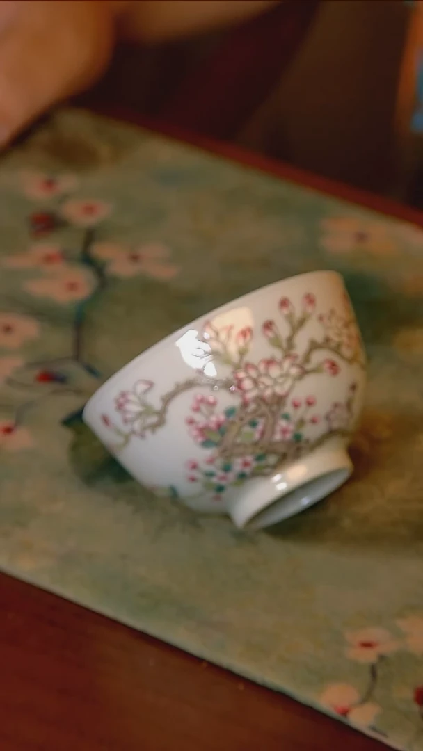 杯手工手绘杯杯很美丽