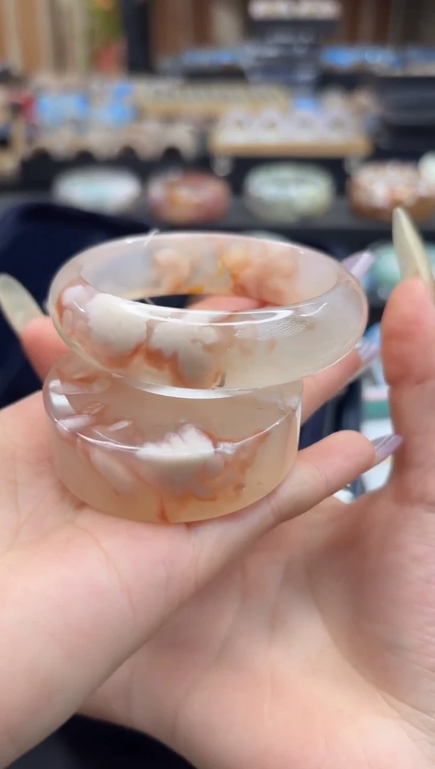 未镶嵌手镯石英质玉C310(53圈赠送镯心)