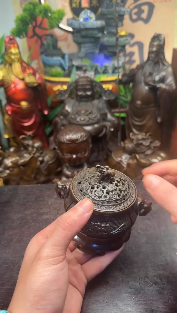 潼潼古铜只卖真铜！（莲花底座香薰炉）