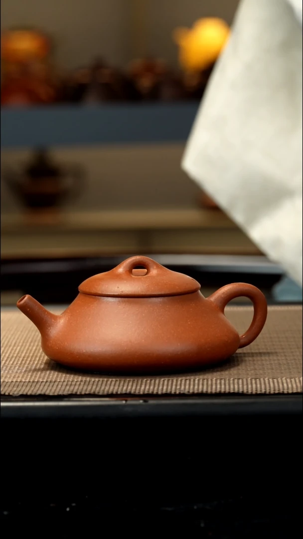 紫砂茶盏黄降坡纳地瓢150CC