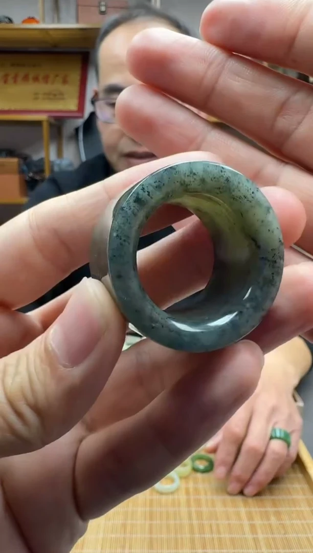 未镶嵌戒指和田玉23.2