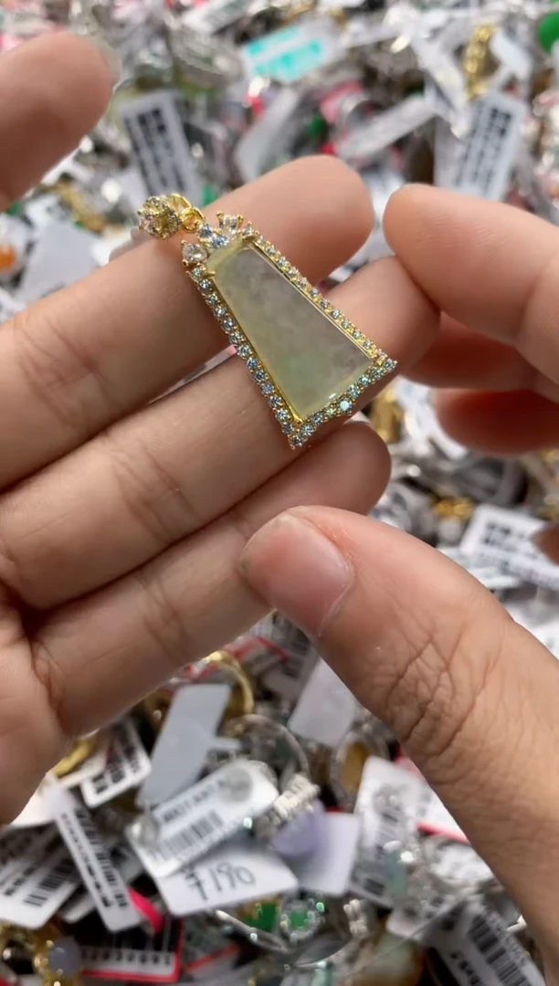 银S925镶嵌戒指翡翠888    5