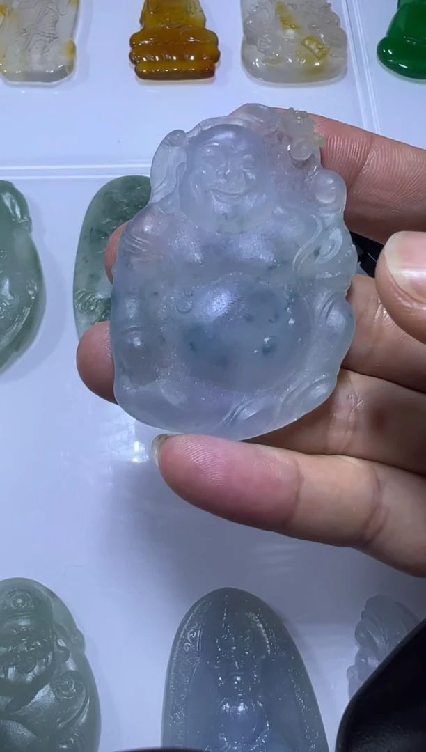 未镶嵌定制翡翠佛公