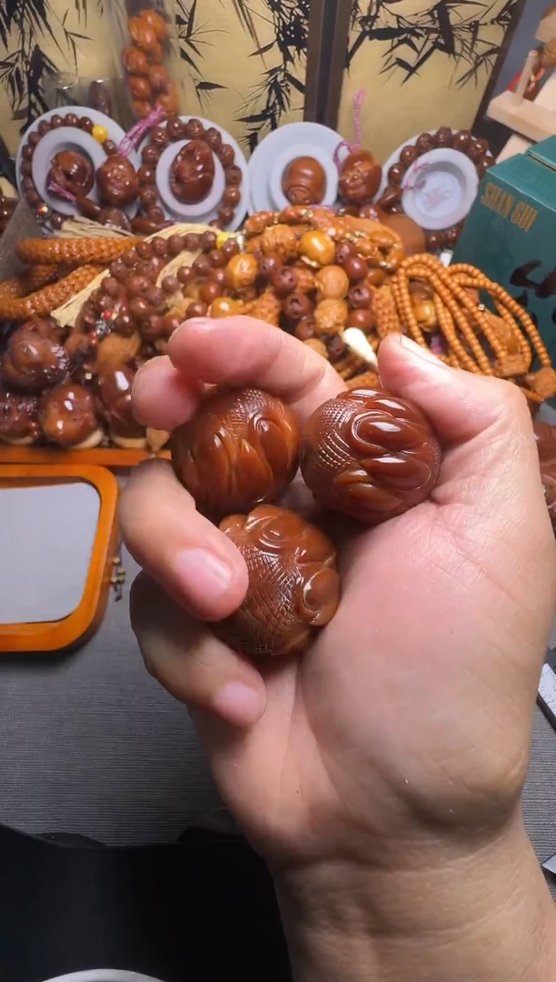 手串橄榄核3颗吞噬