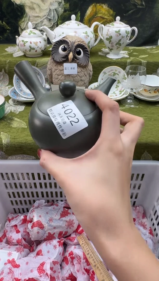 瓷片真**待瓷片  4 022