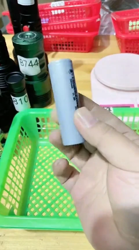 B839电池21700五千毫安发一只