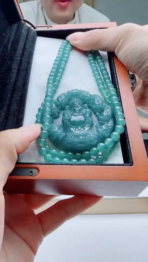 颈饰未镶嵌翡翠多样性发其一