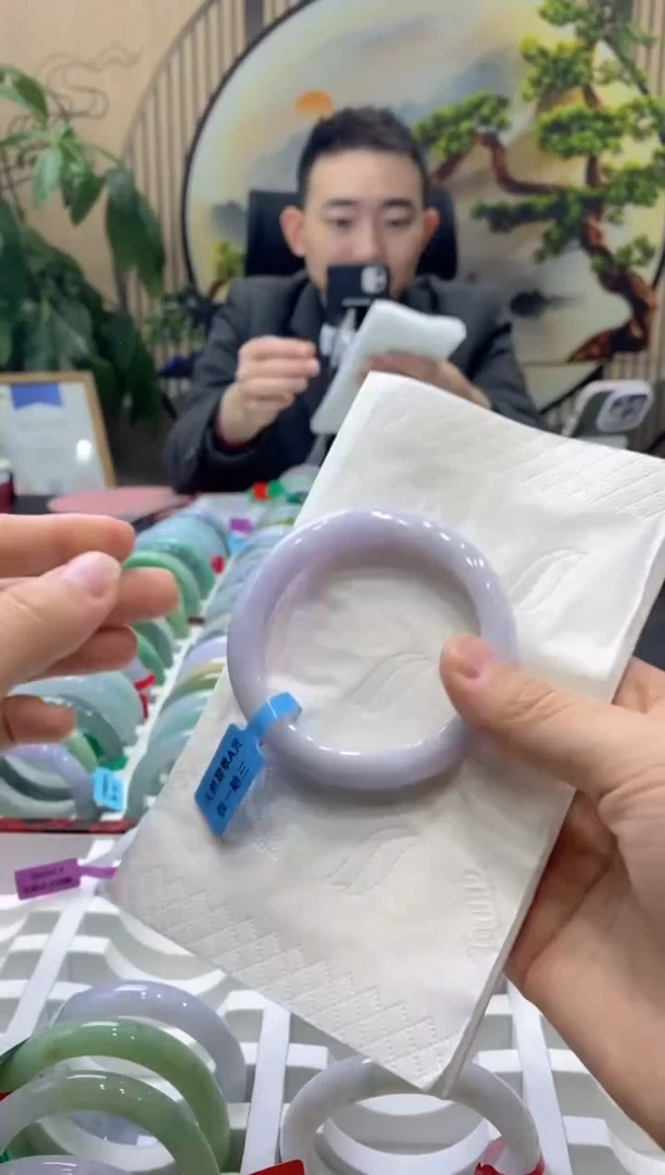 【闪购商品】翡翠手镯未镶嵌0000014716