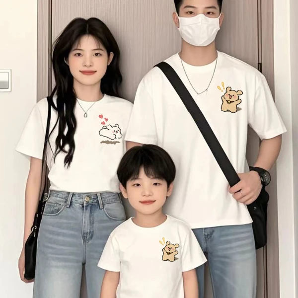 不一样的2025新款母女高端亲子装一家三口四口高级感超火t恤短袖