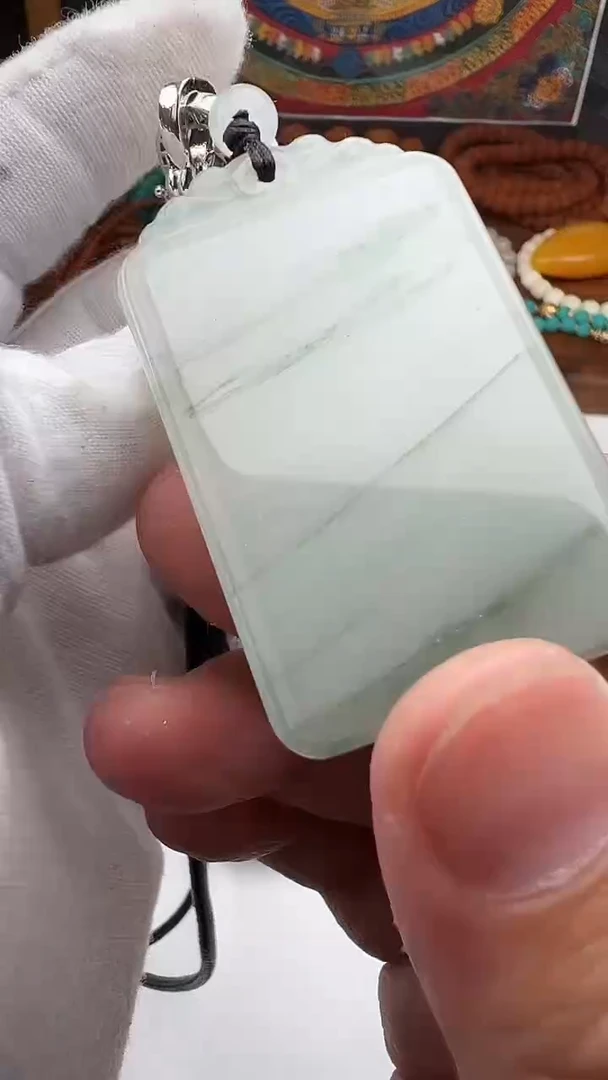 翡翠未镶嵌吊坠(不含链)翡翠无事牌一个