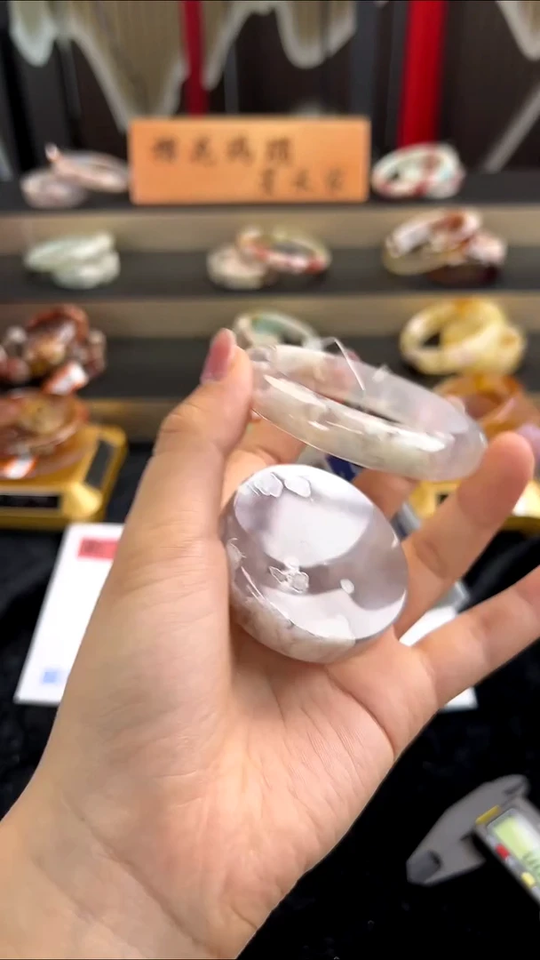 玛瑙/玉髓手镯未镶嵌54圈口（赠送镯心）22703