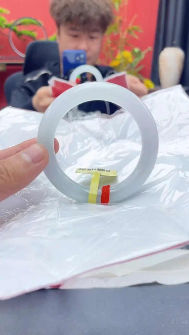 未镶嵌手镯翡翠5