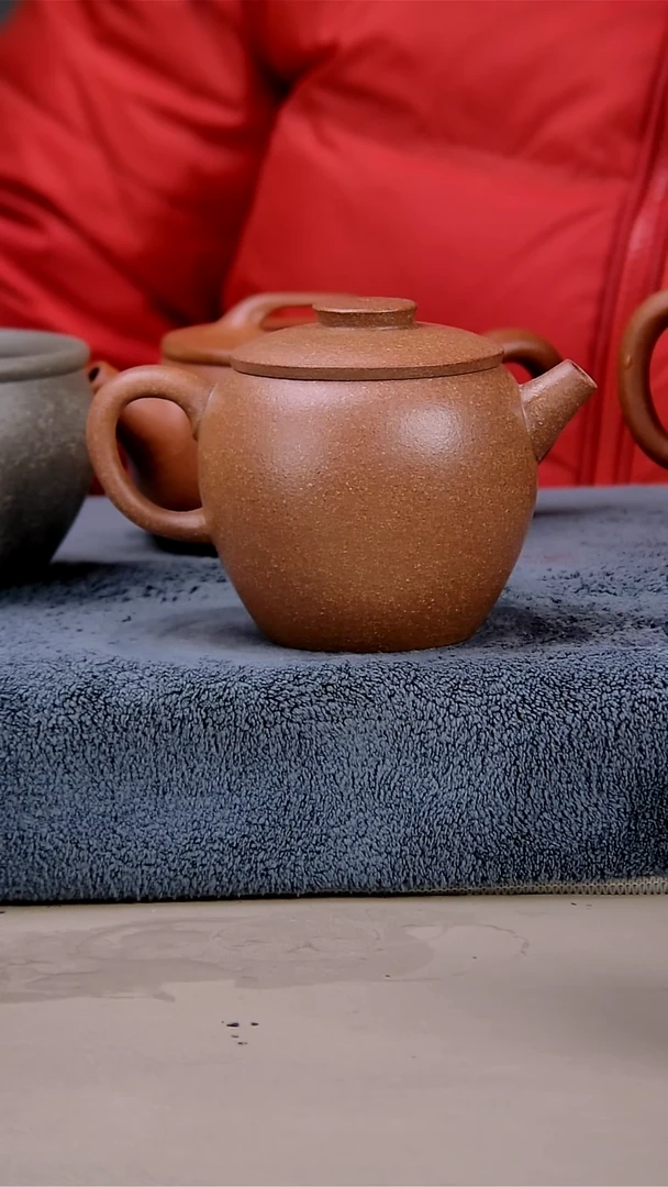 【闪购商品】紫砂茶壶200巨轮红降坡