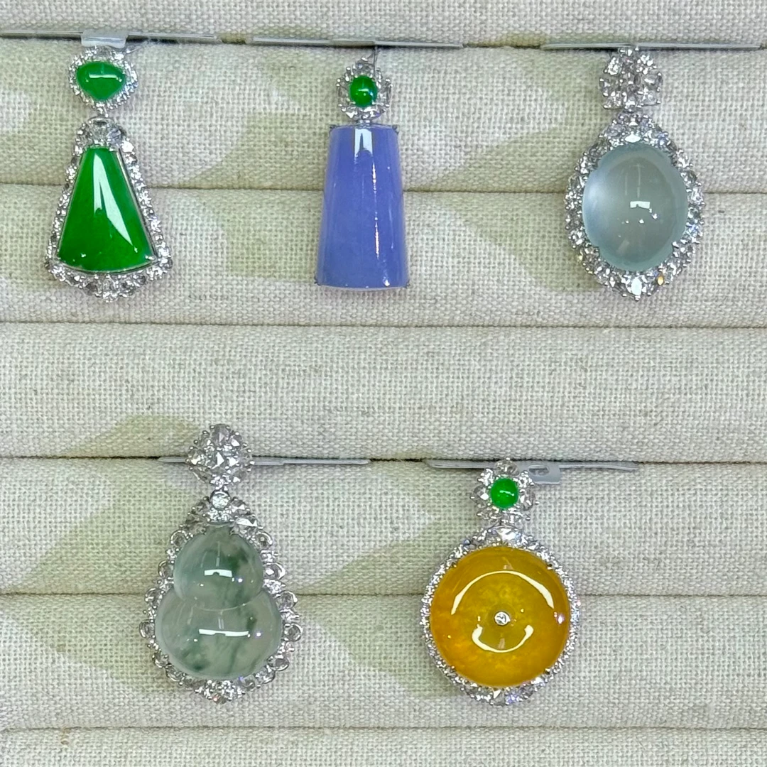 翡翠吊坠1件-18K金-多样性发货只发一件-AE33-BK|CXQ21