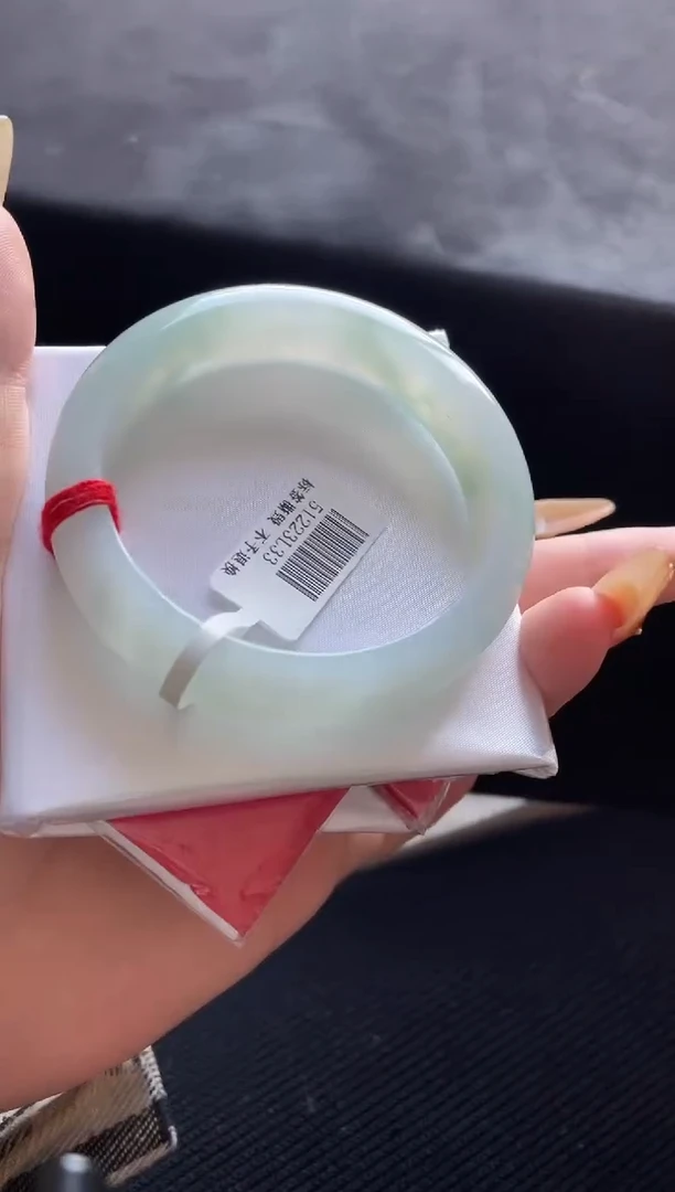 未镶嵌手镯翡翠三天鉴赏期