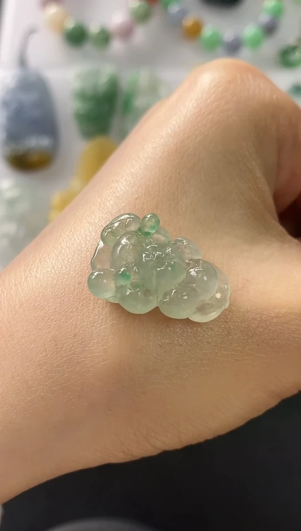 未镶嵌定制翡翠猪*儿花花