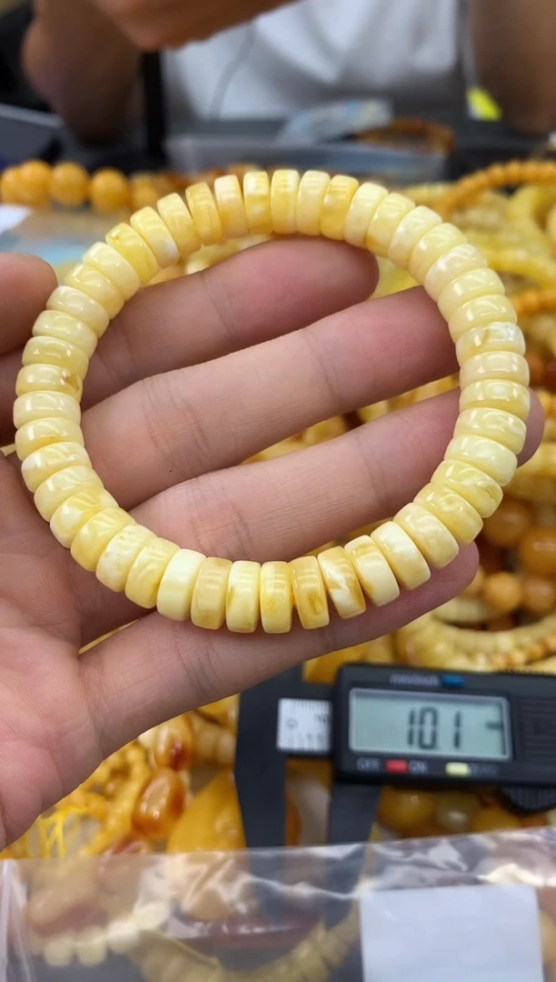 未镶嵌蜜蜡裸石手串
