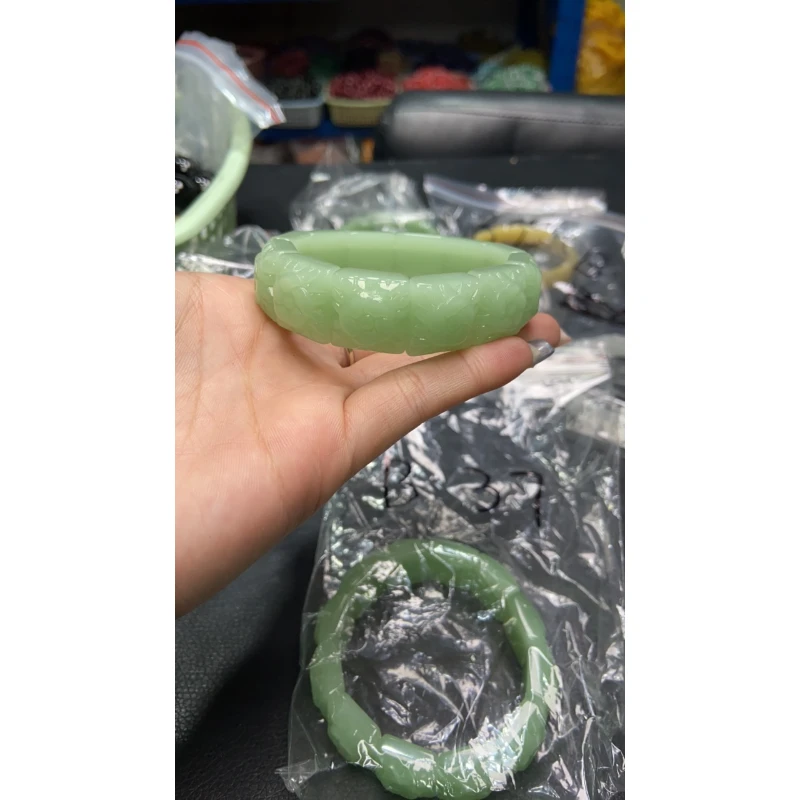 B  37 青花牌 手牌