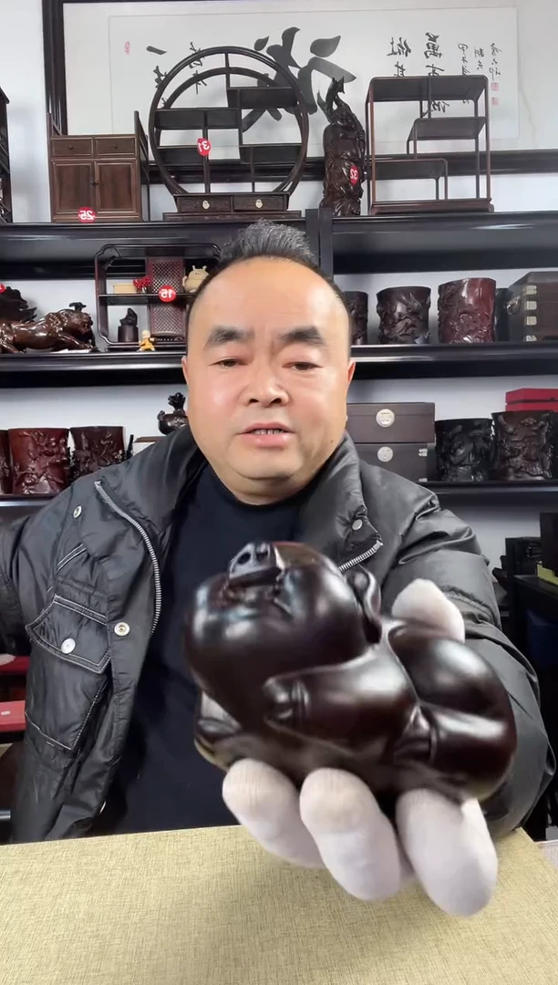 木老李红木工艺品小猪