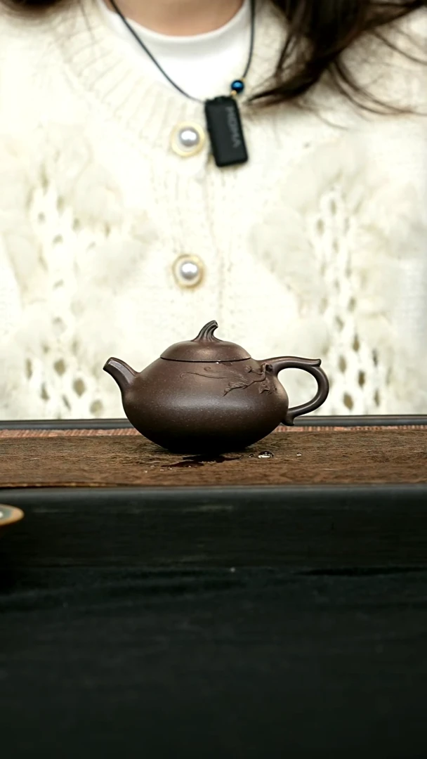 茶壶紫砂甜瓜壶 一物见春