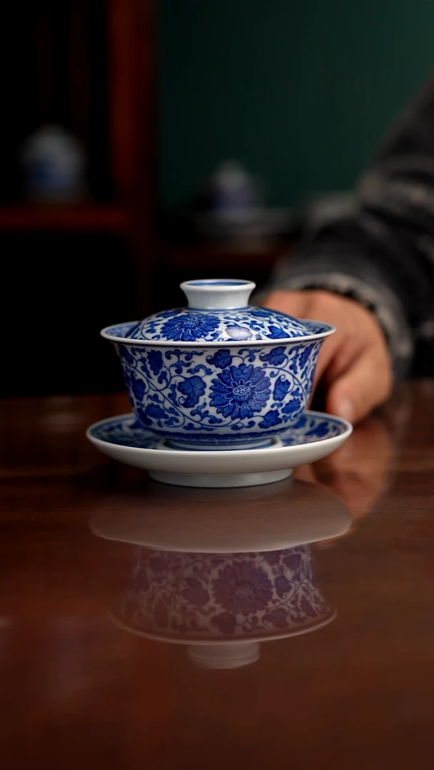 晓月窑柴窑缠枝盖碗