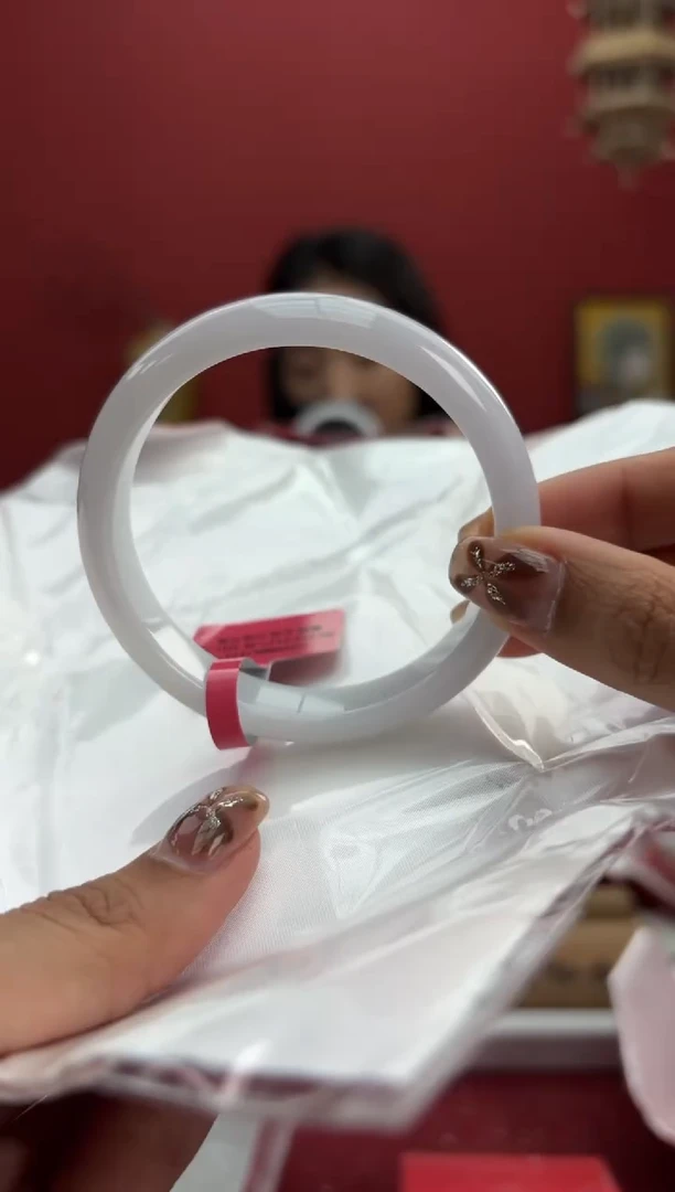 【闪购商品】翡翠手镯未镶嵌11手镯