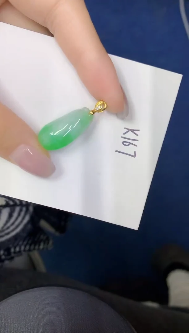 颈饰未镶嵌翡翠缅甸天然翡翠A货