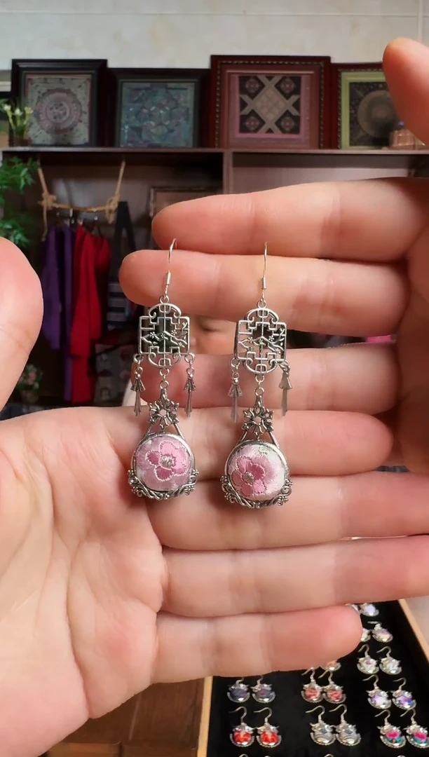 刺绣贵州苗绣非遗集市A8999