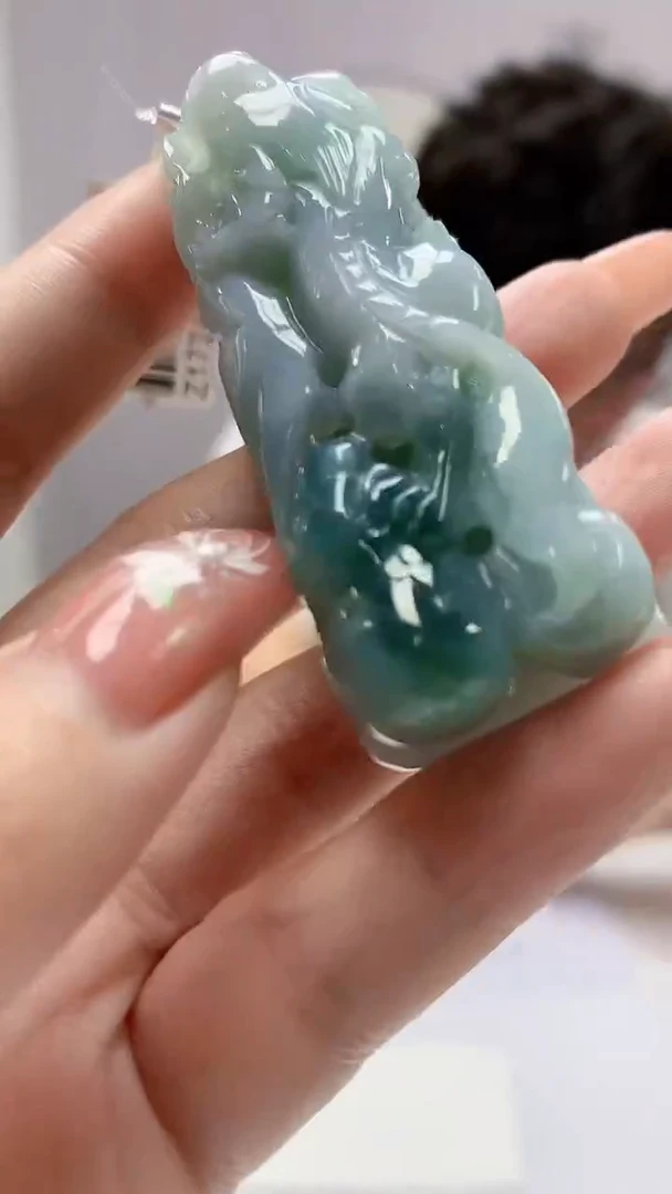 【闪购商品】定制翡翠未镶嵌4688DD-毛货挂件124