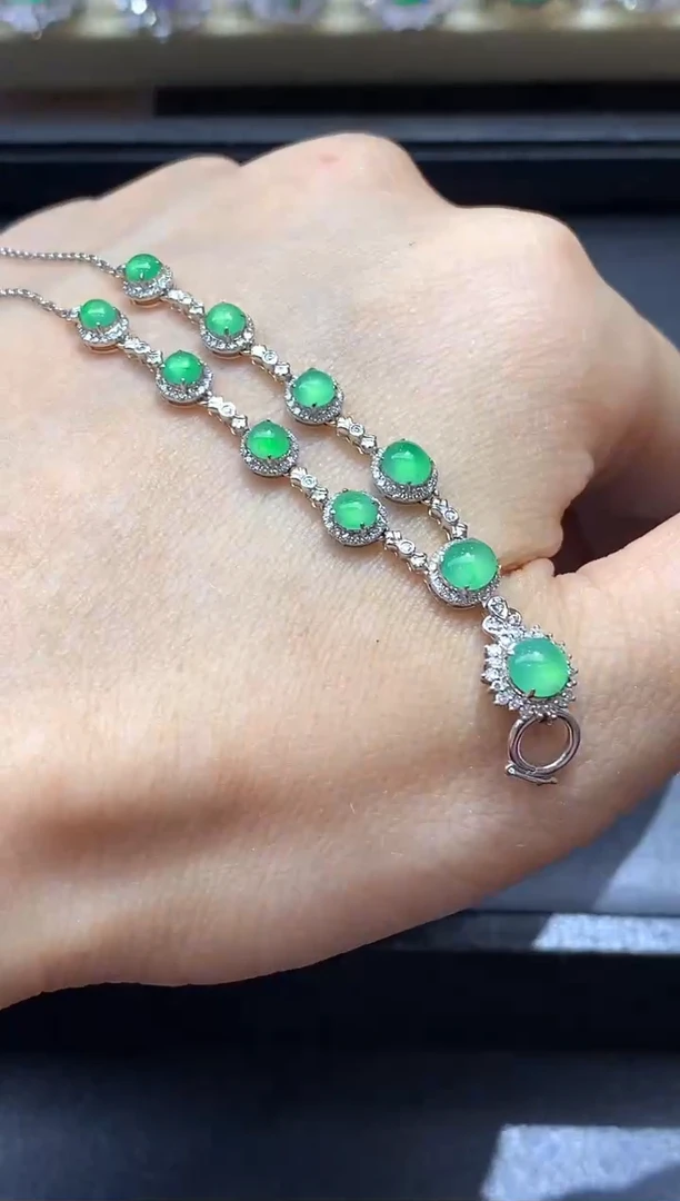 颈饰18K金镶嵌翡翠661-中国好珍宝