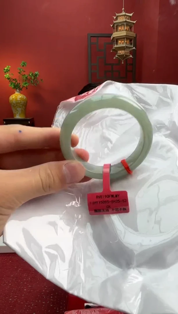 未镶嵌手镯翡翠翡翠手镯2