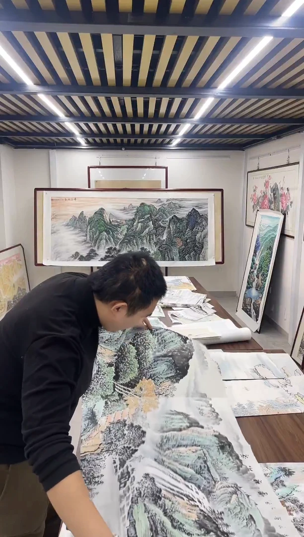 国画阿豪专属链接-李土庆无点燃带证书