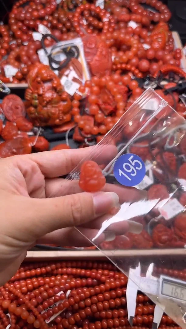 南红玛瑙未镶嵌珠宝奇石195