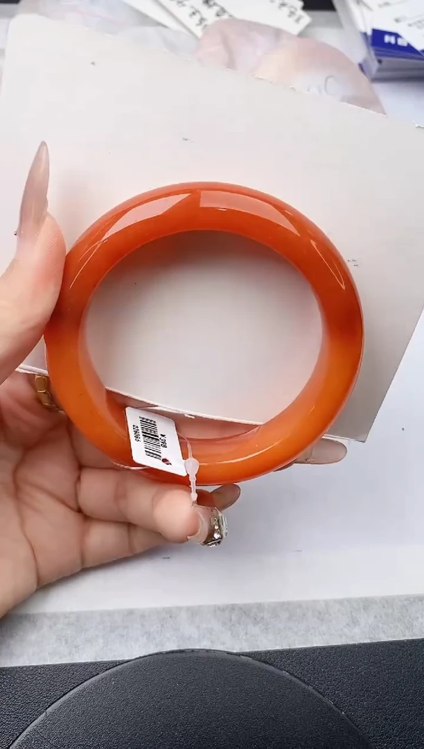 未镶嵌手镯石英质玉w165-HHB62+