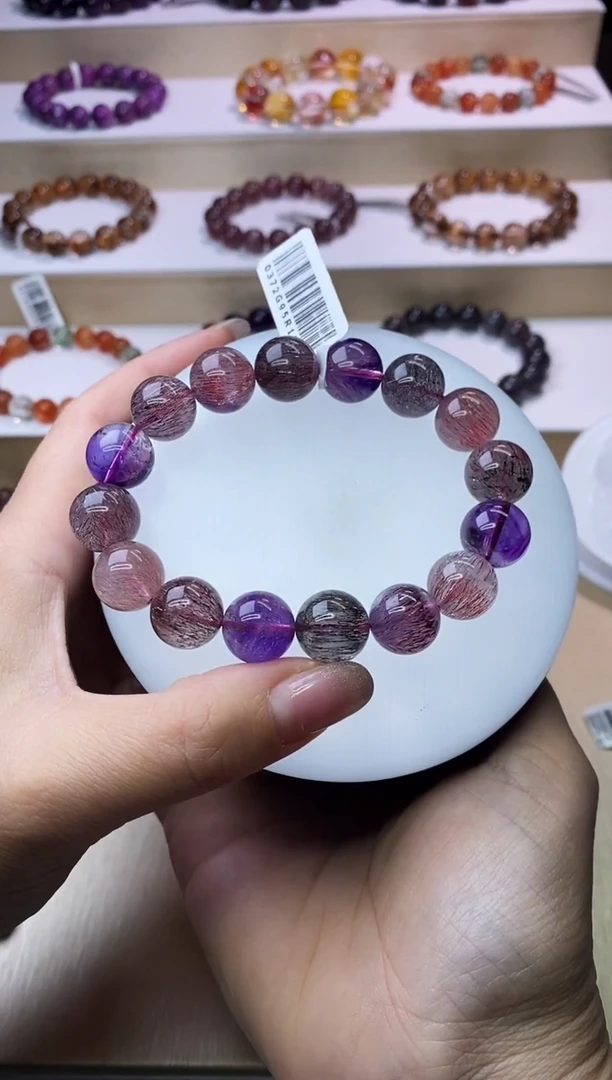 【闪购商品】水晶手链未镶嵌黑加仑超七13m+